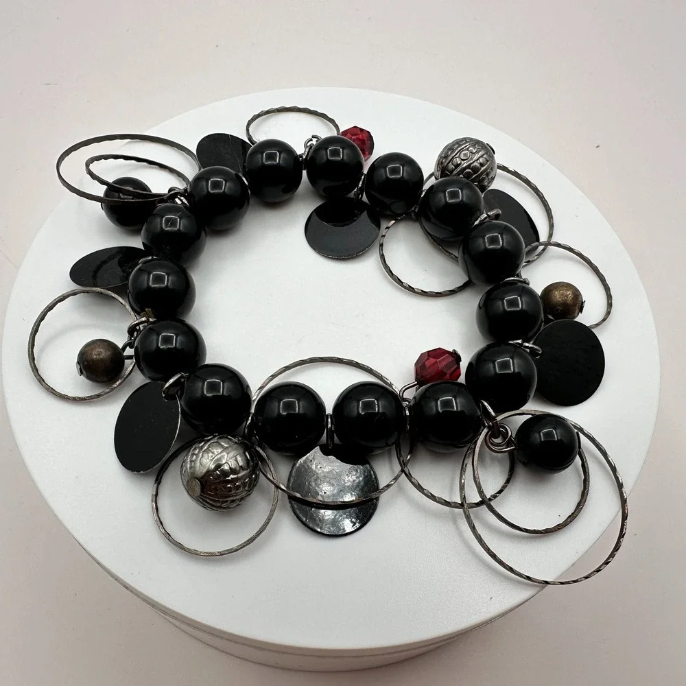 Vintage 90s Silver Tone Black Beaded Charm Bracelet Women's Jewelry